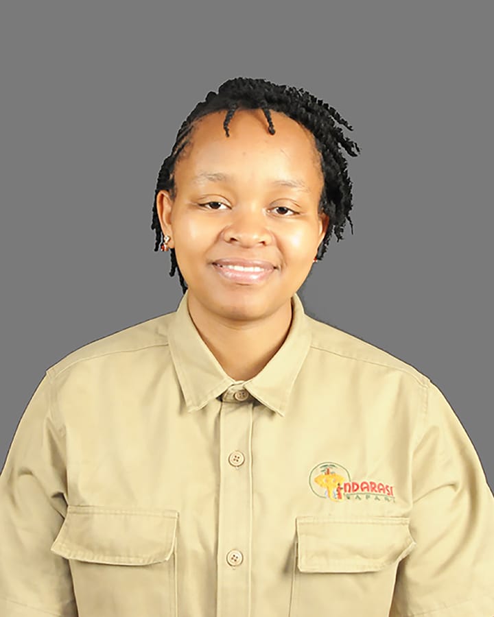 Dorcas Mangowi, responsable de reservas de Ndarasi Safaris